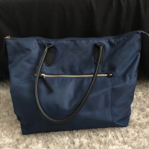 Navy blue tote bag